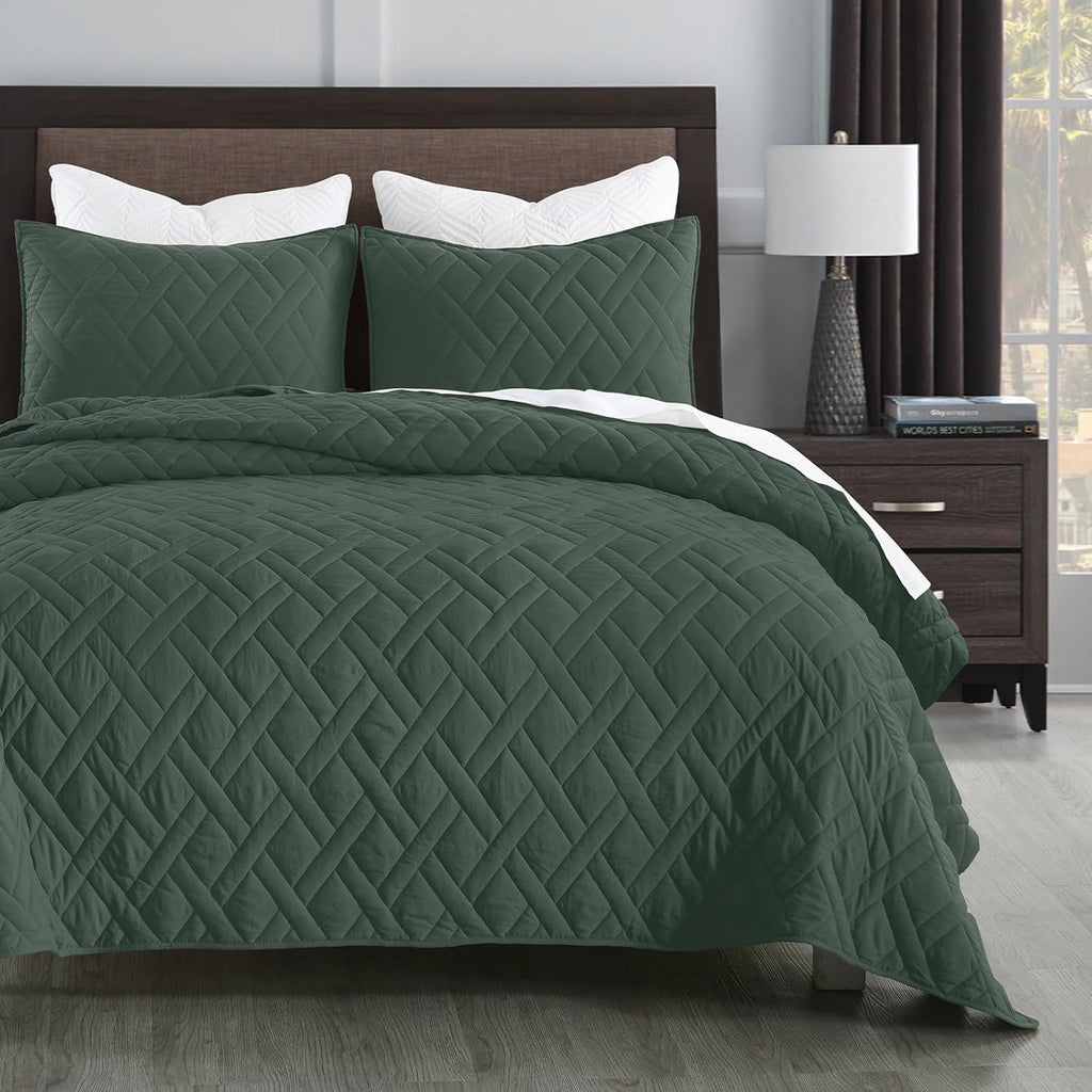HOME Quilt Set Queen Size Navy Blue, Classic Geometric Diamond Stitched Pattern, Ultra Soft Microfiber Lightweight Bedding Bedspread Coverlet for All Season with 1 Quilt 2 Pillow Shams